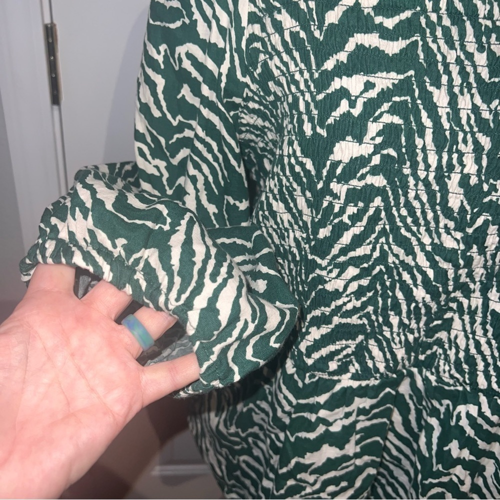 Ava & Viv Size XXL Women's Smocked Peplum Top - Picture 2 of 7